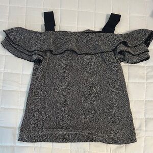 Stylish Black and White Banana Republic Women's Top